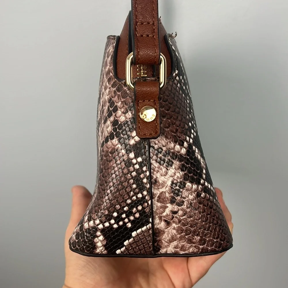 Elegant Snakeskin Crossbody Bag in Brown and Cream